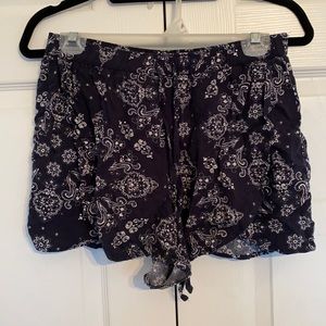 Pattern shorts, L, Hollister